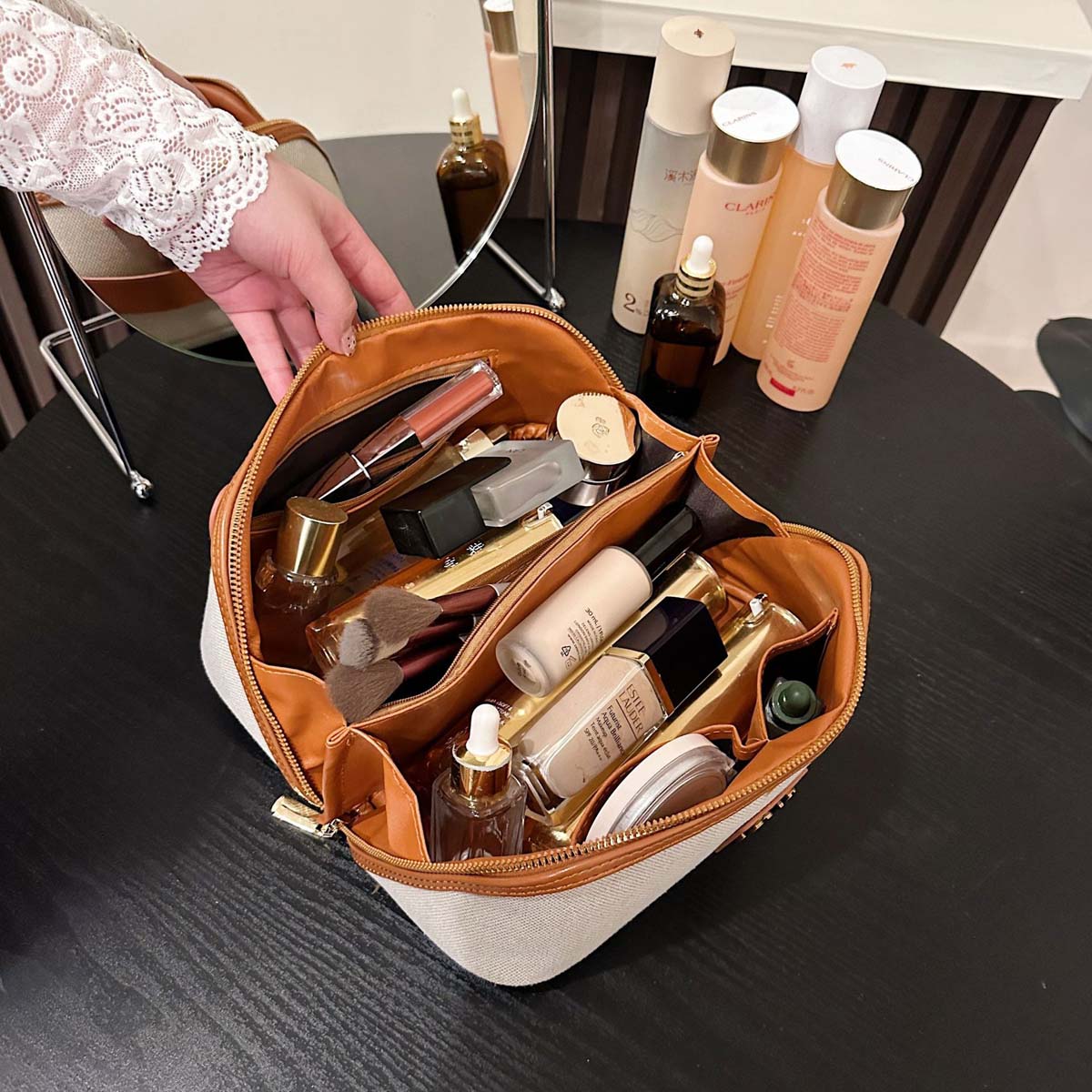 Retro light luxury simple canv - Luxury Skincare & Spa Reviews 评论和价格