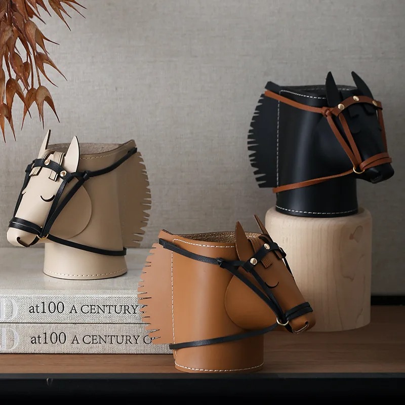 Luxury Leather Horse-head Stor - Luxury Skincare Accessories 评论和价格